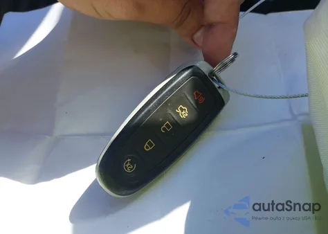 2018 Ford Taurus Limited z USA, uszkodzony, nr VIN 1FAHP2J84JG121062